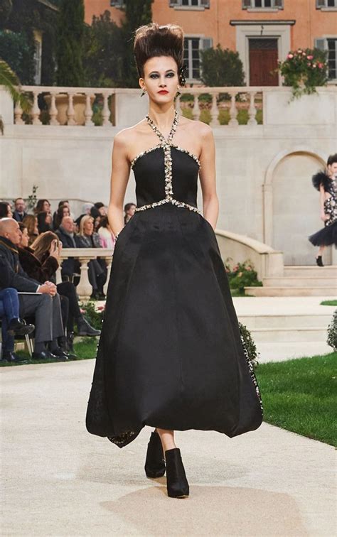 haute couture 2015 chanel|Chanel haute couture 2019 price.